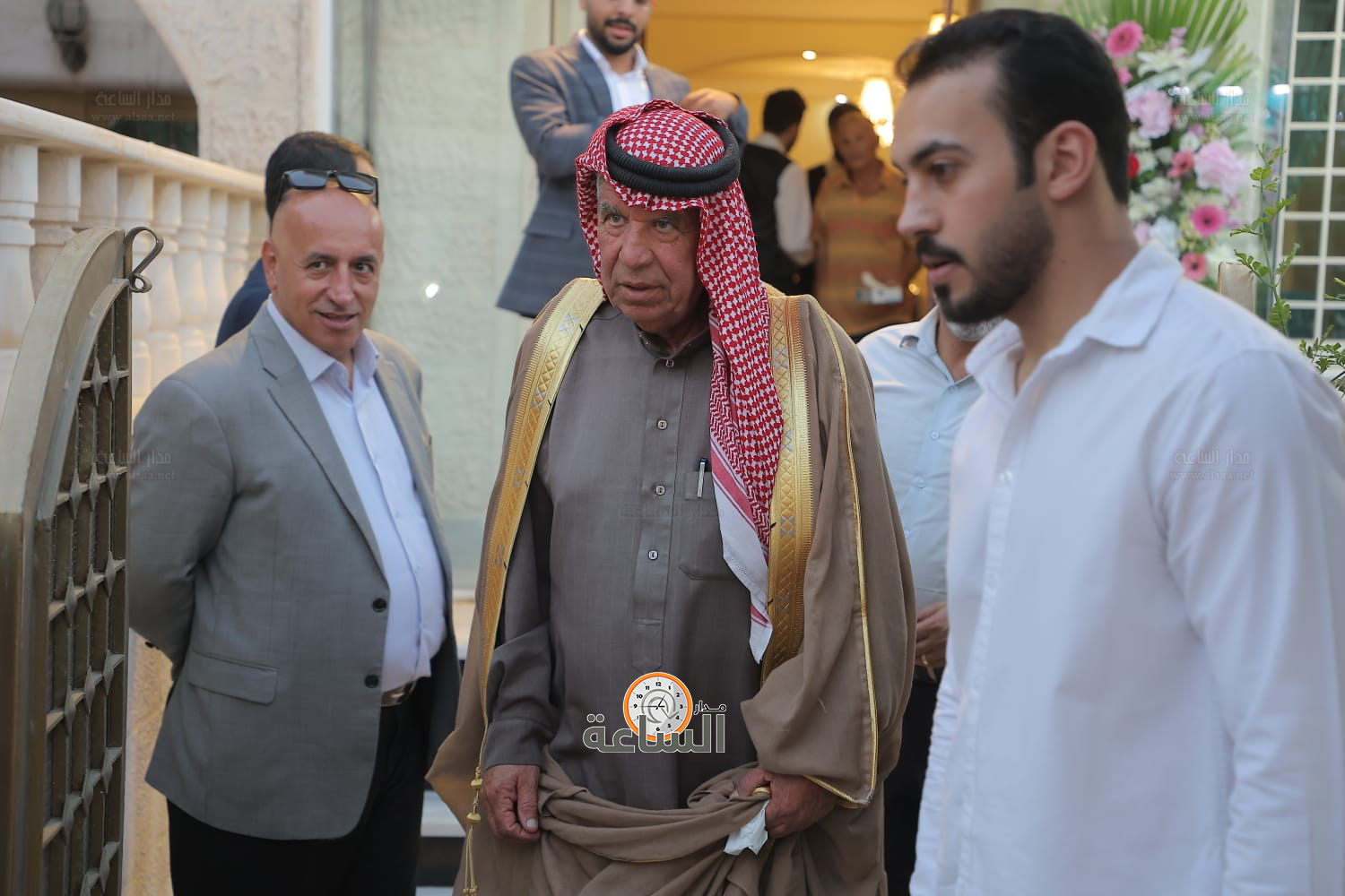 Madar Al-Saa Images 0.9556741611834974