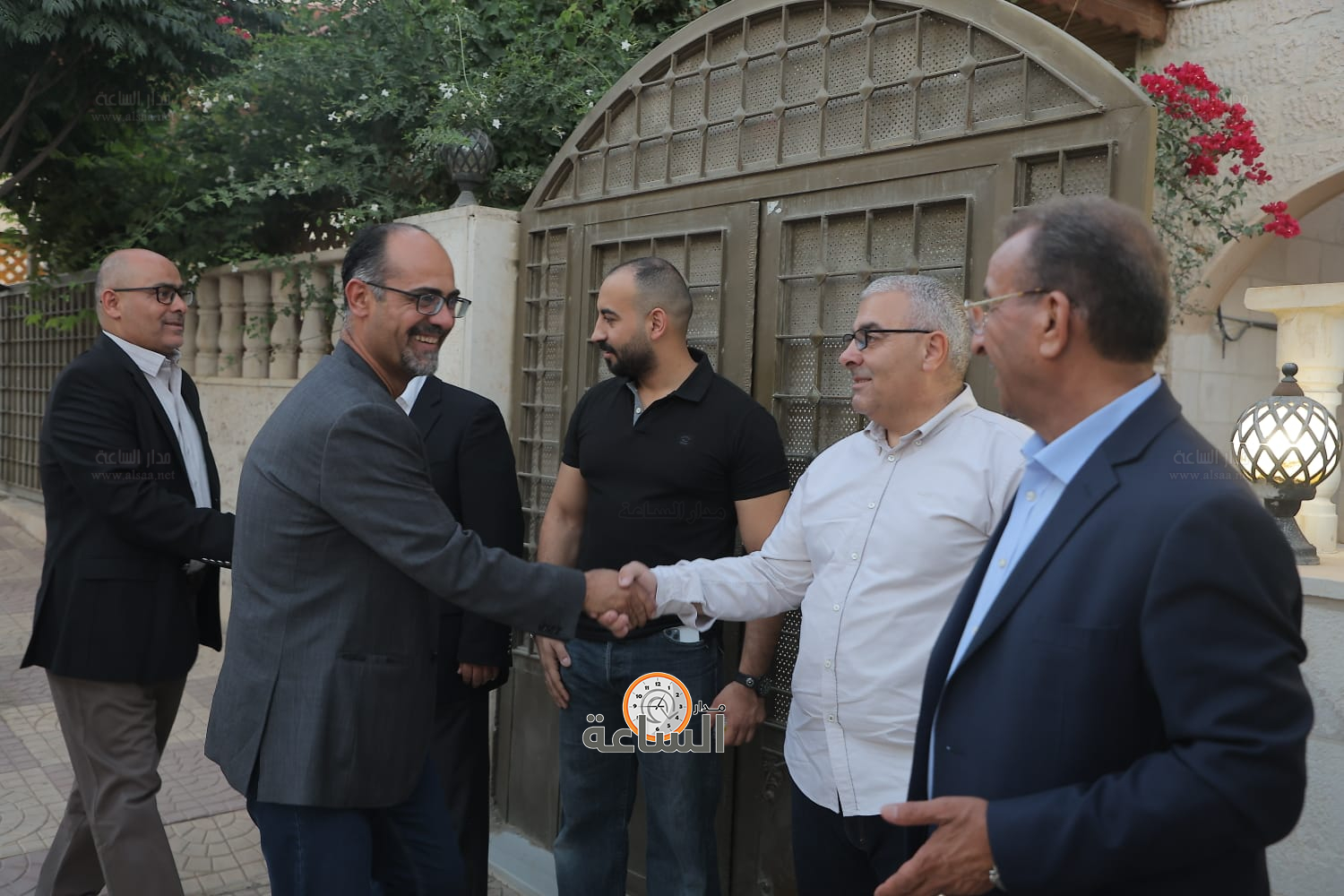 Madar Al-Saa Images 0.5838318195386004