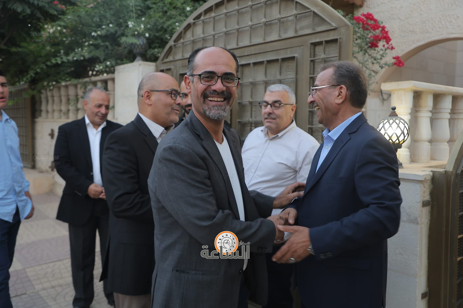 Madar Al-Saa Images 0.8993326269442184