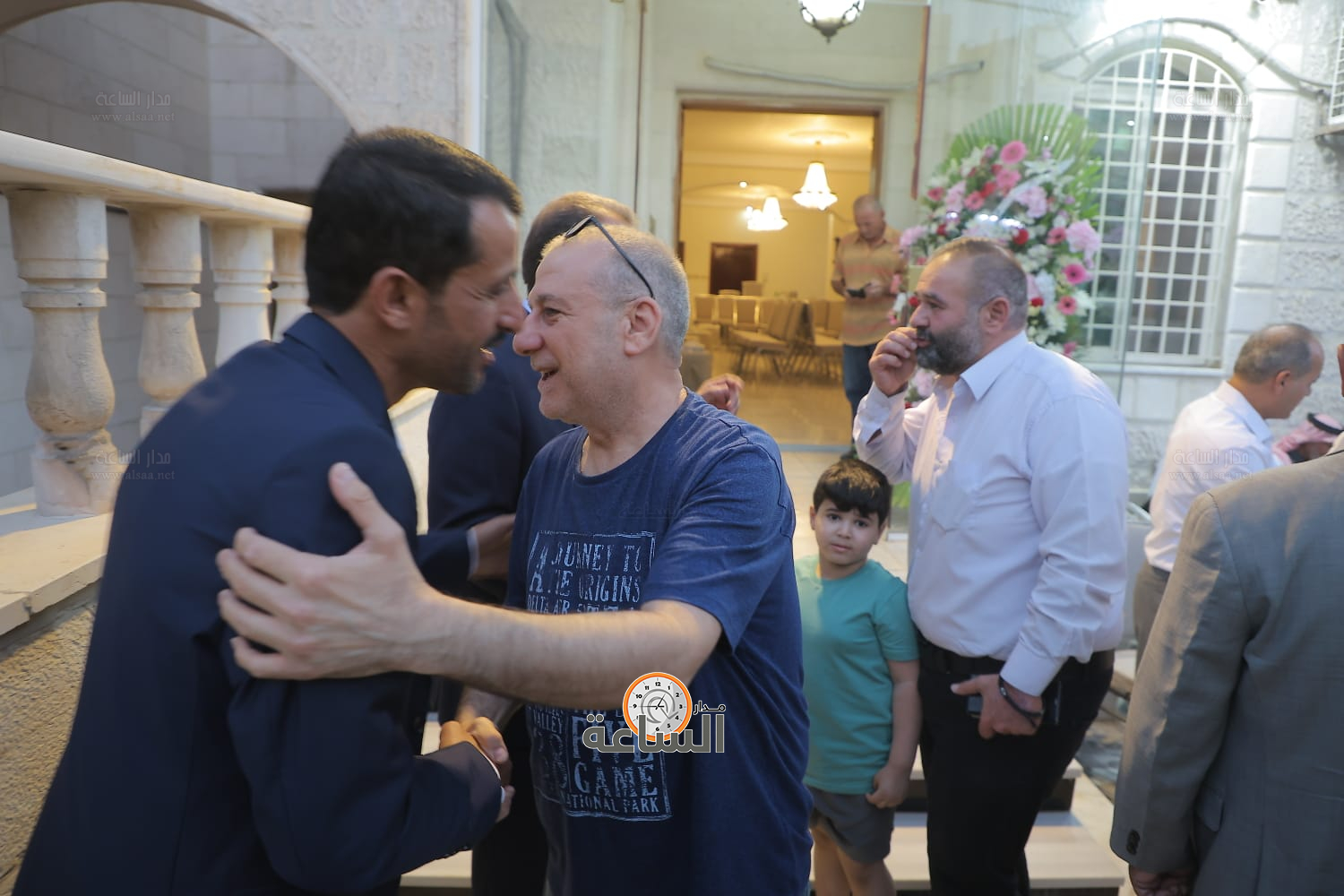 Madar Al-Saa Images 0.618281383226751