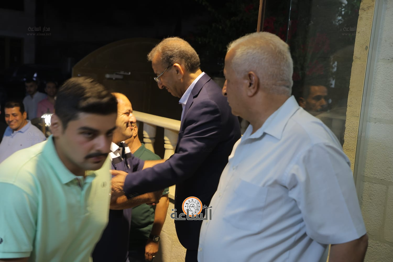 Madar Al-Saa Images 0.4376028957486233