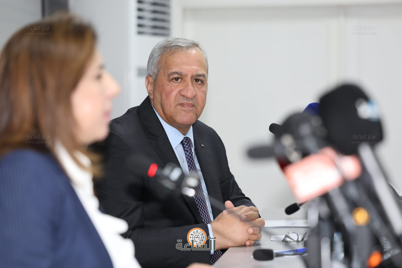 Madar Al-Saa Images 0.0017006927620000223