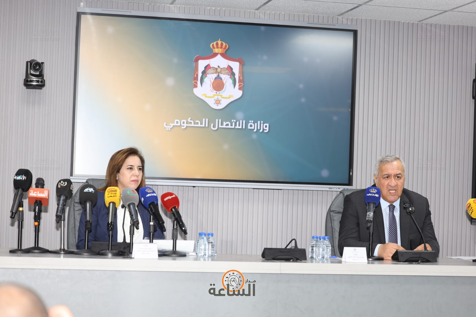 Madar Al-Saa Images 0.42028718295040535