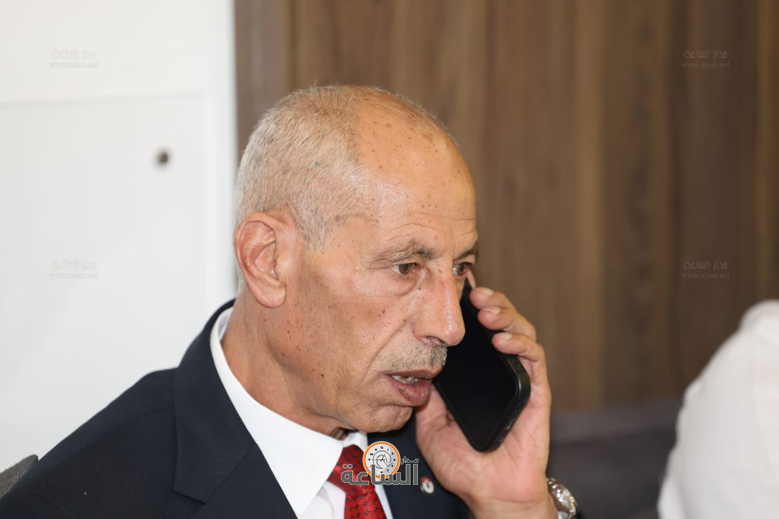 Madar Al-Saa Images 0.3341578228666321