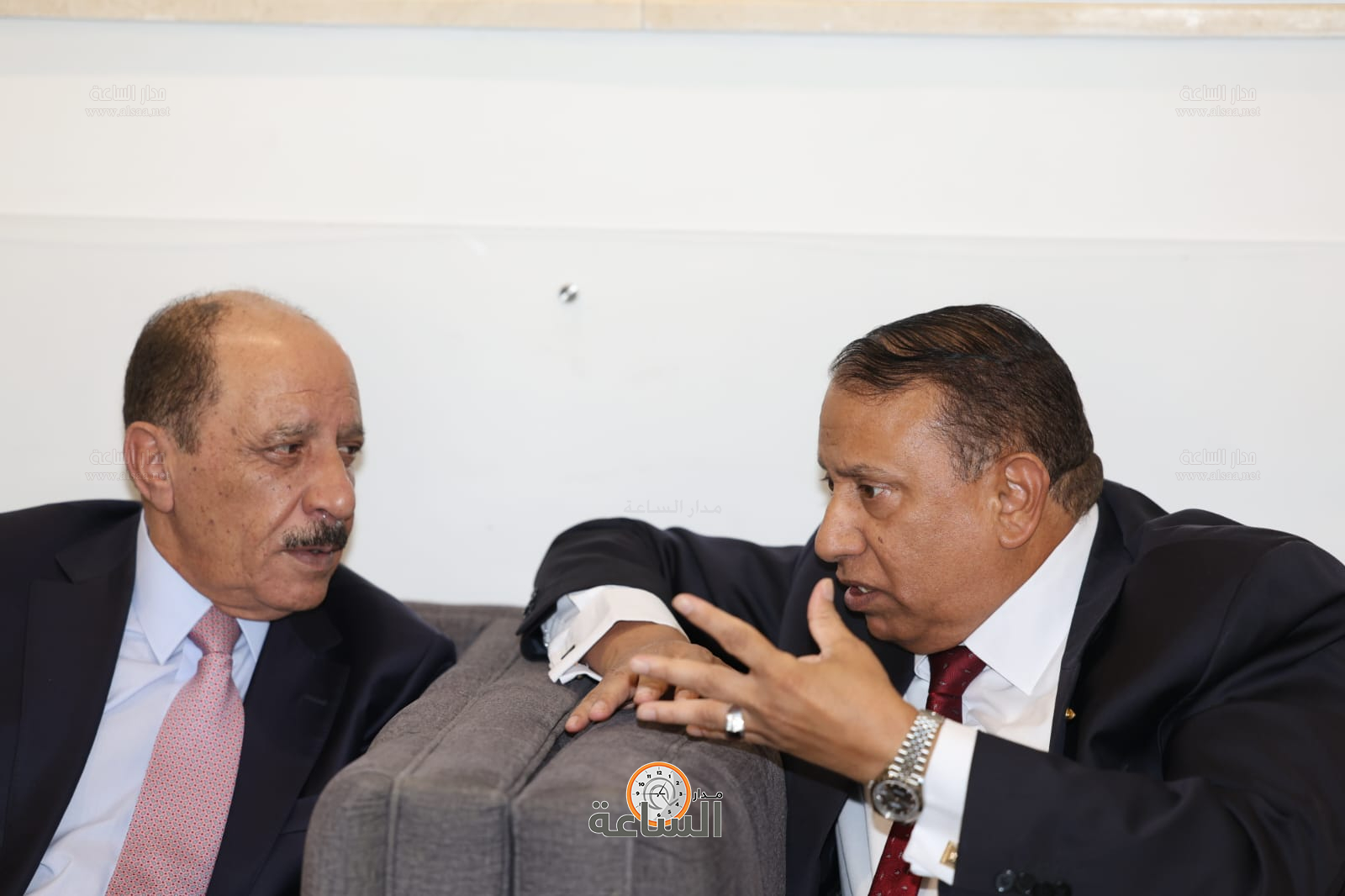 Madar Al-Saa Images 0.3369617097398623