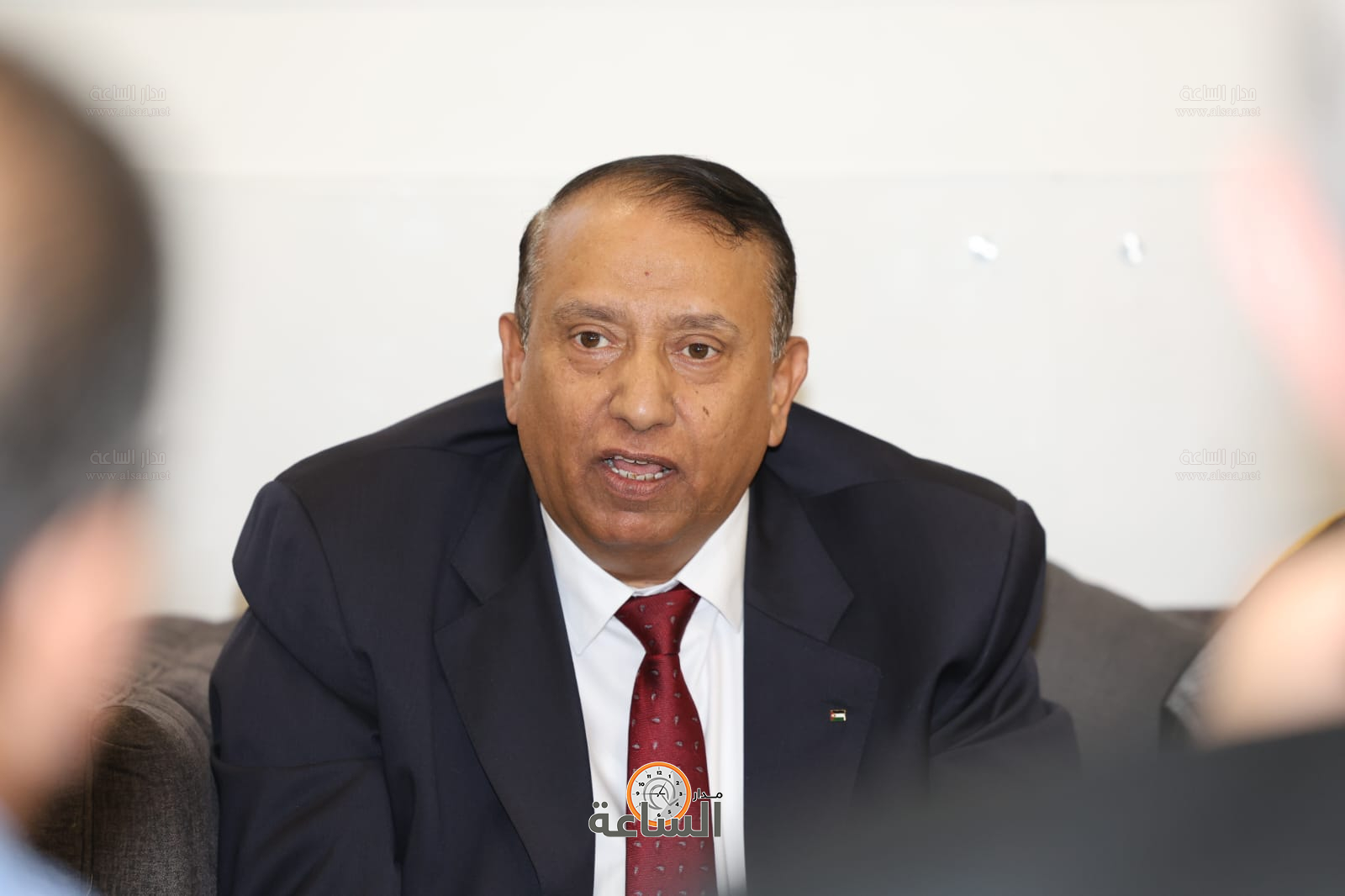 Madar Al-Saa Images 0.15375928520216975