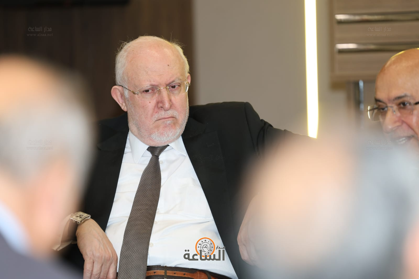 Madar Al-Saa Images 0.43336742320781707