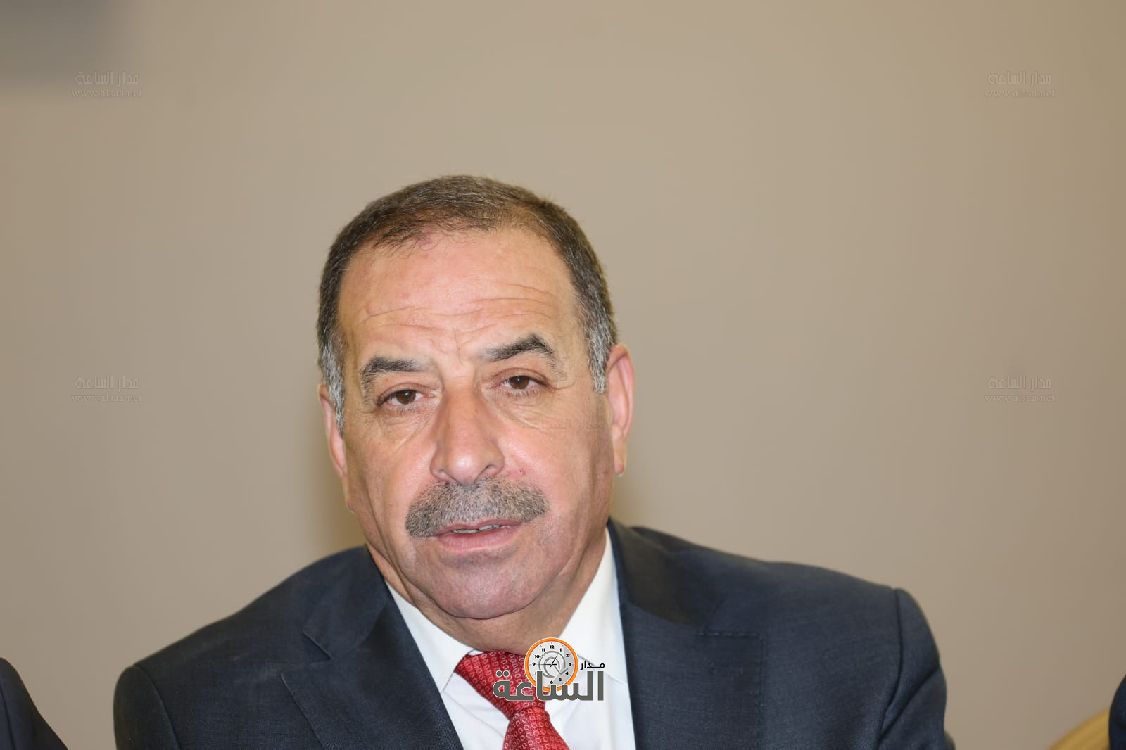 Madar Al-Saa Images 0.4670295443897463