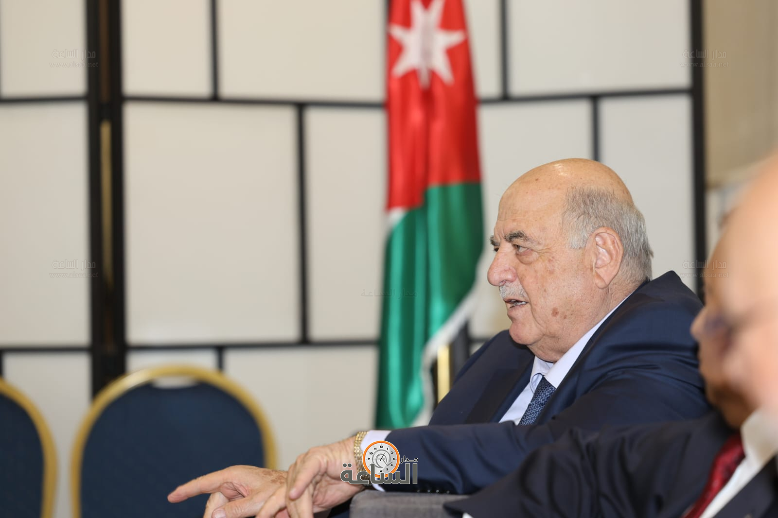 Madar Al-Saa Images 0.5669811375861009