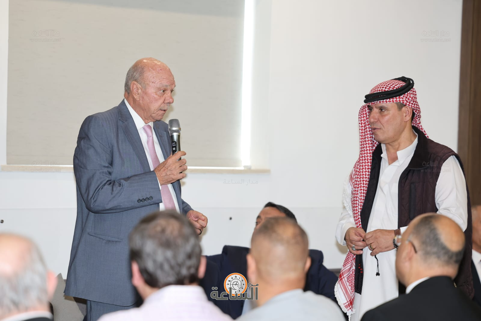 Madar Al-Saa Images 0.709816444644921