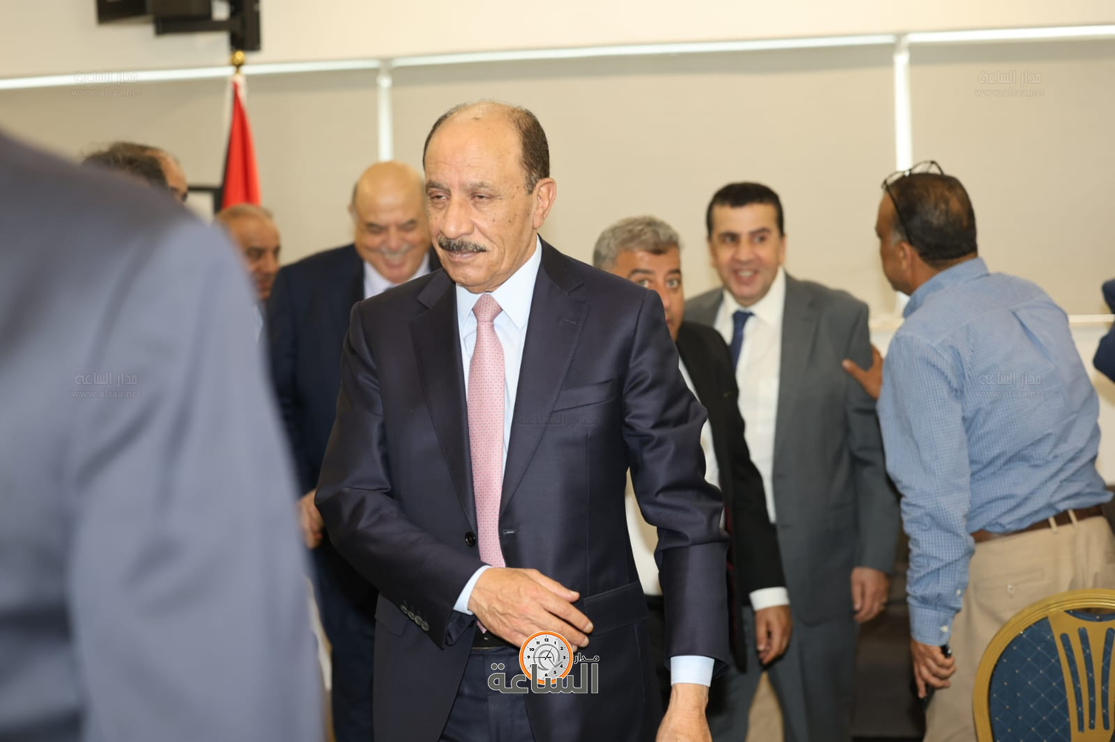 Madar Al-Saa Images 0.3038604915148655