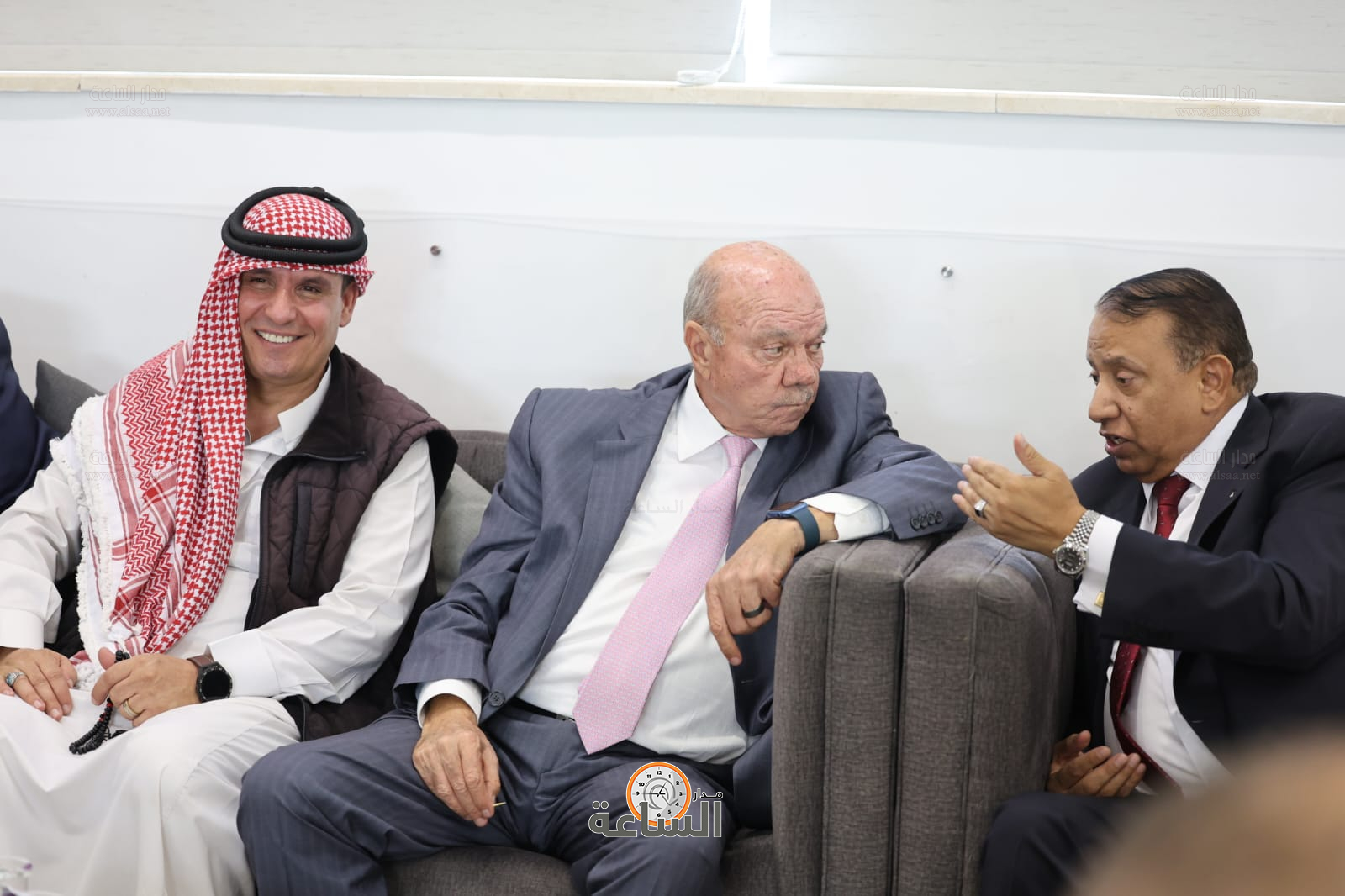 Madar Al-Saa Images 0.4836418100952601