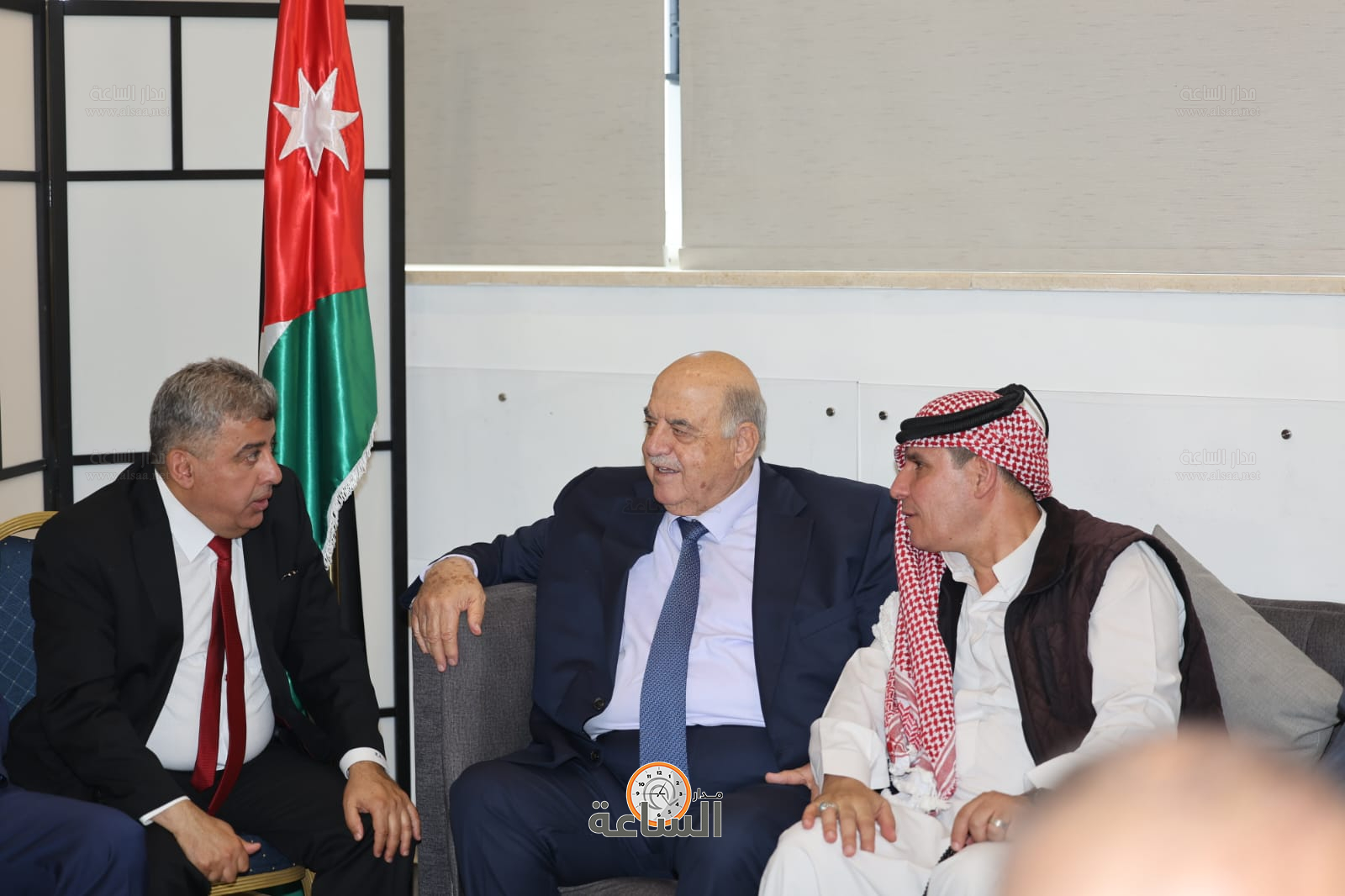 Madar Al-Saa Images 0.4604726075926826