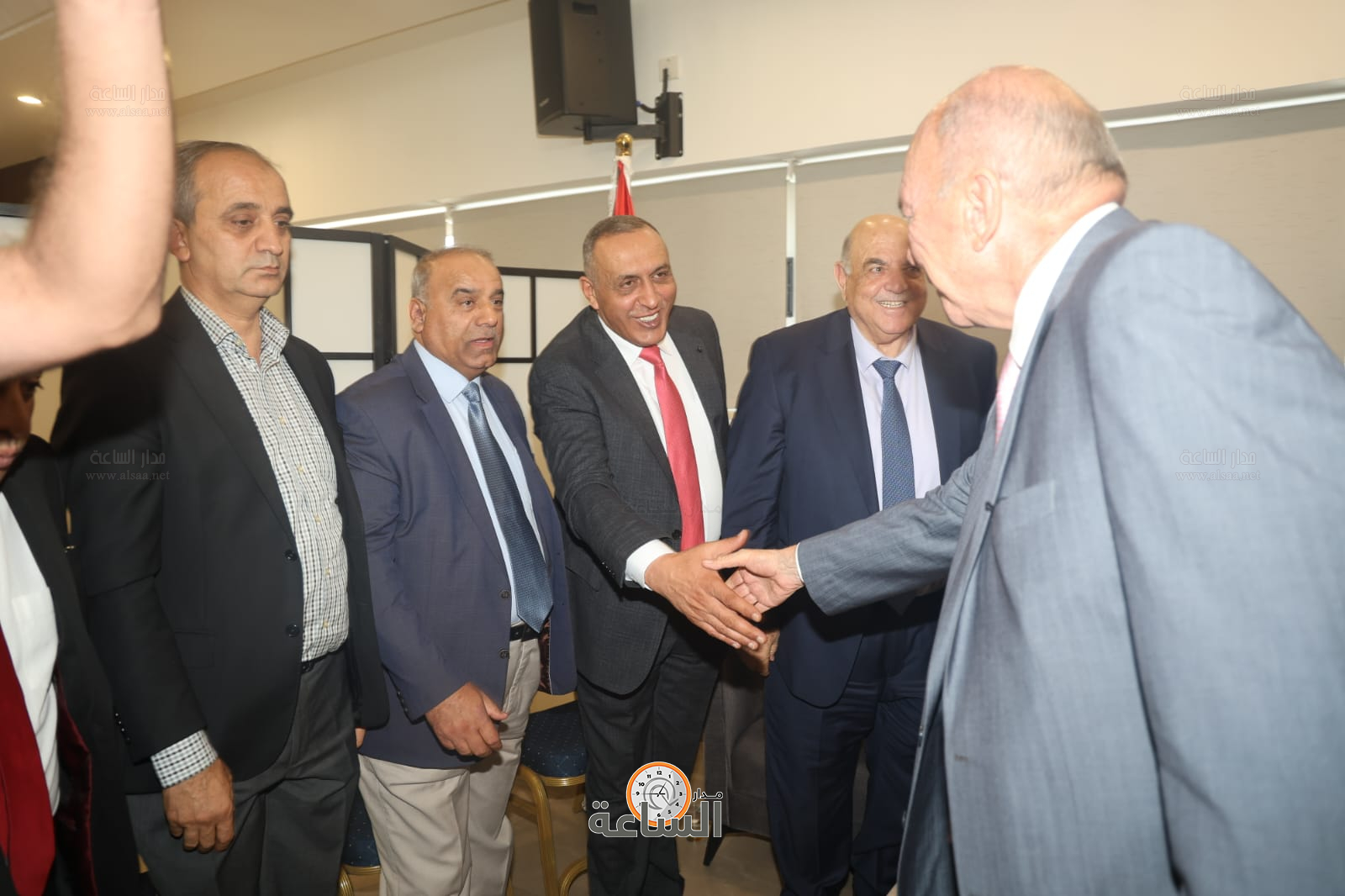 Madar Al-Saa Images 0.3740418327161793