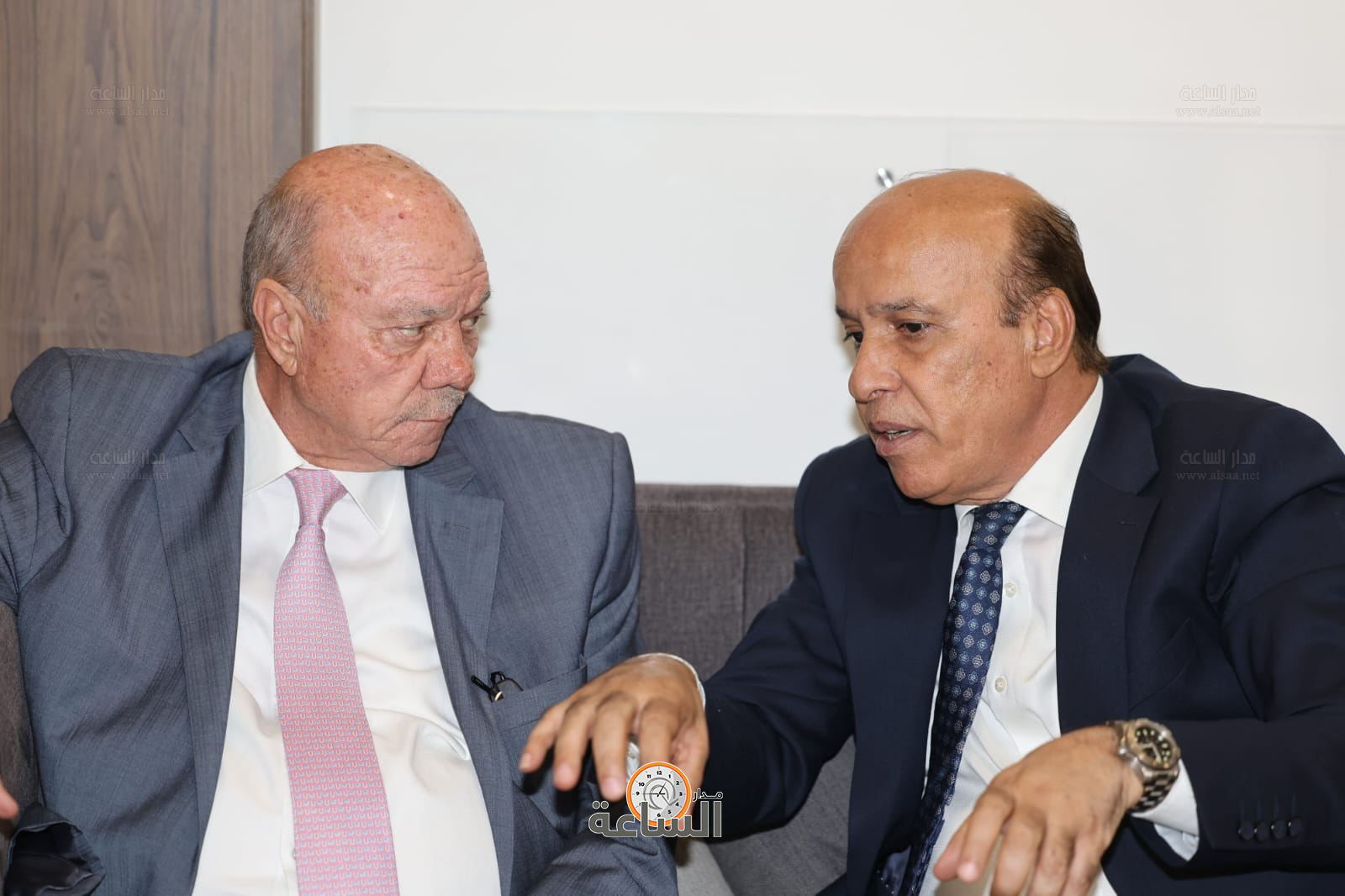 Madar Al-Saa Images 0.14600719714293608