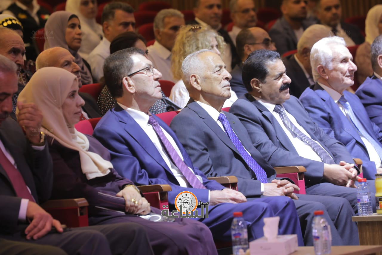 Madar Al-Saa Images 0.2577487597343562