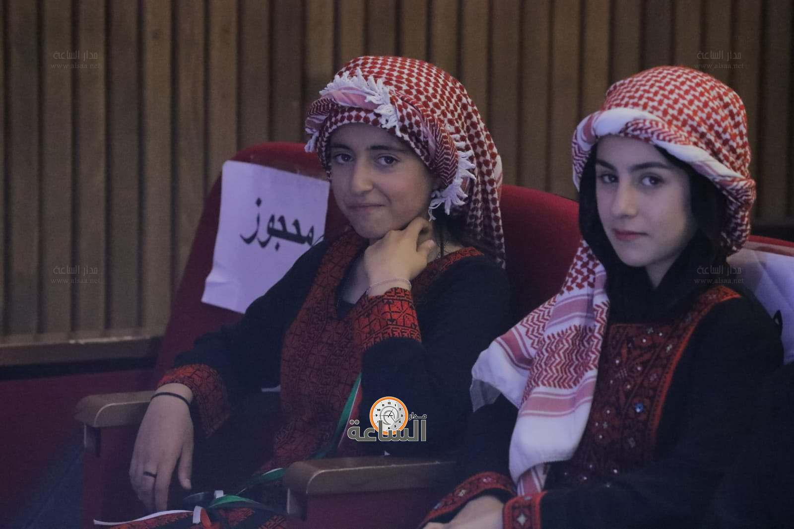 Madar Al-Saa Images 0.5668343403266218