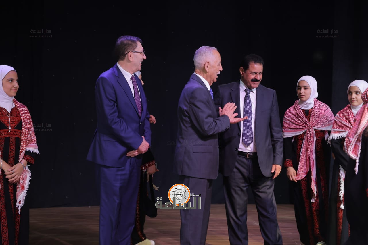 Madar Al-Saa Images 0.4478361211100965