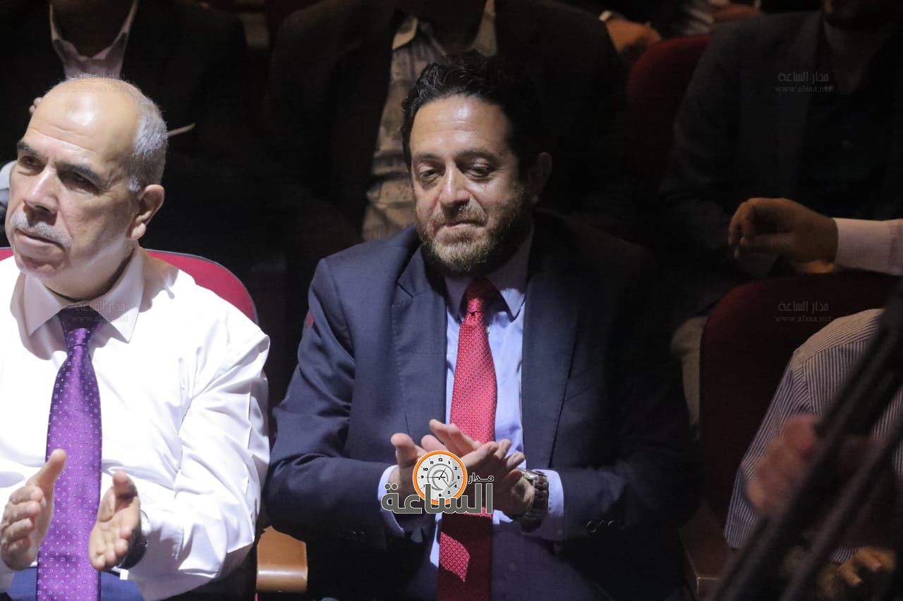 Madar Al-Saa Images 0.9330086250571399