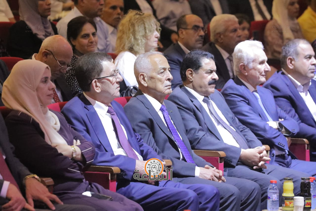 Madar Al-Saa Images 0.8685784915699235