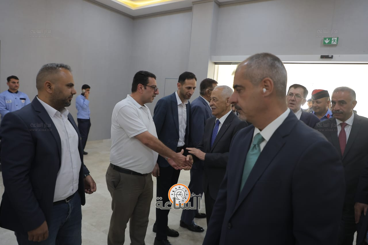 Madar Al-Saa Images 0.749924309137145