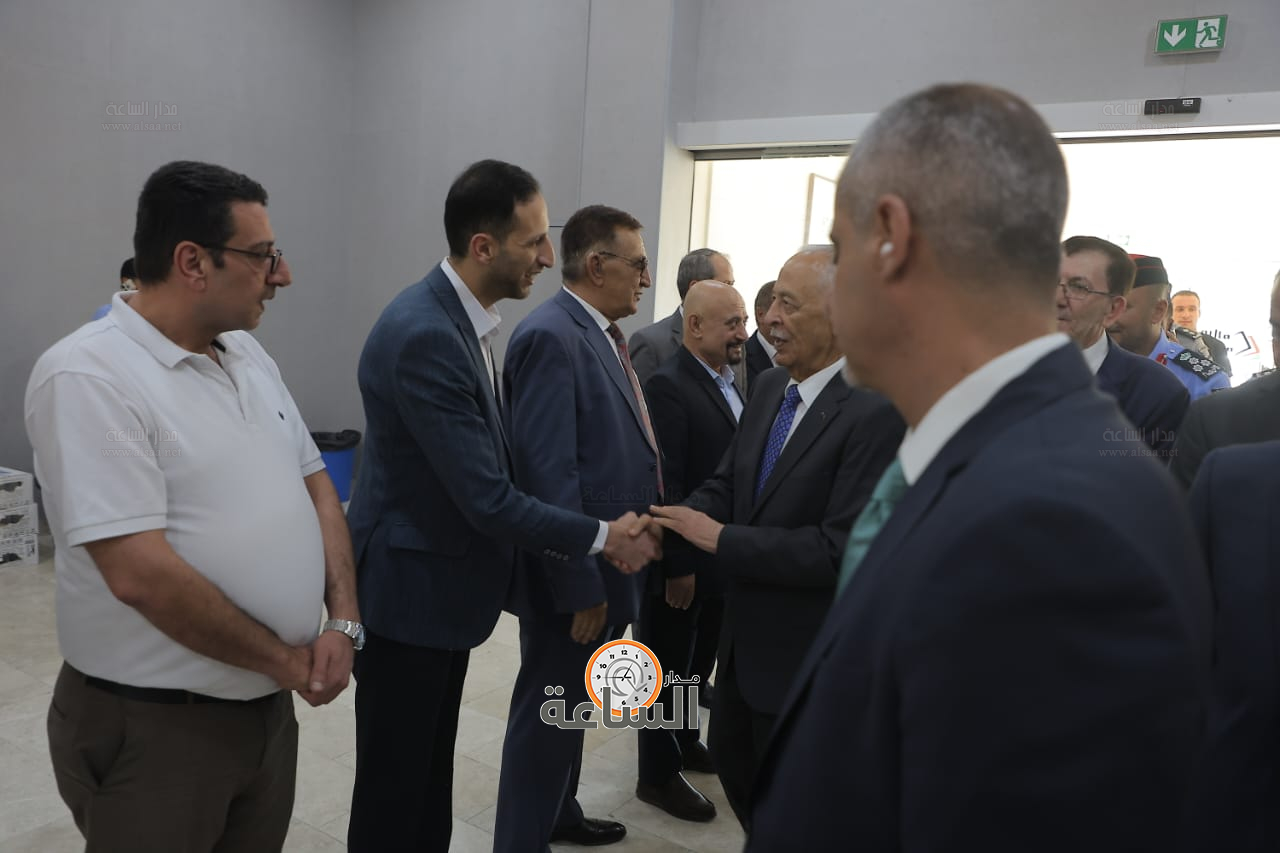 Madar Al-Saa Images 0.7621569402394184