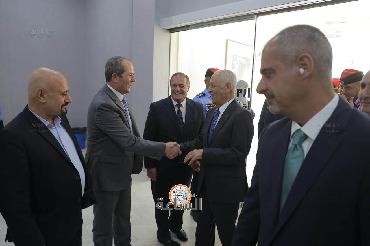 Madar Al-Saa Images 0.4758506202144539