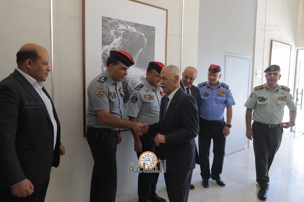 Madar Al-Saa Images 0.5717514128881463