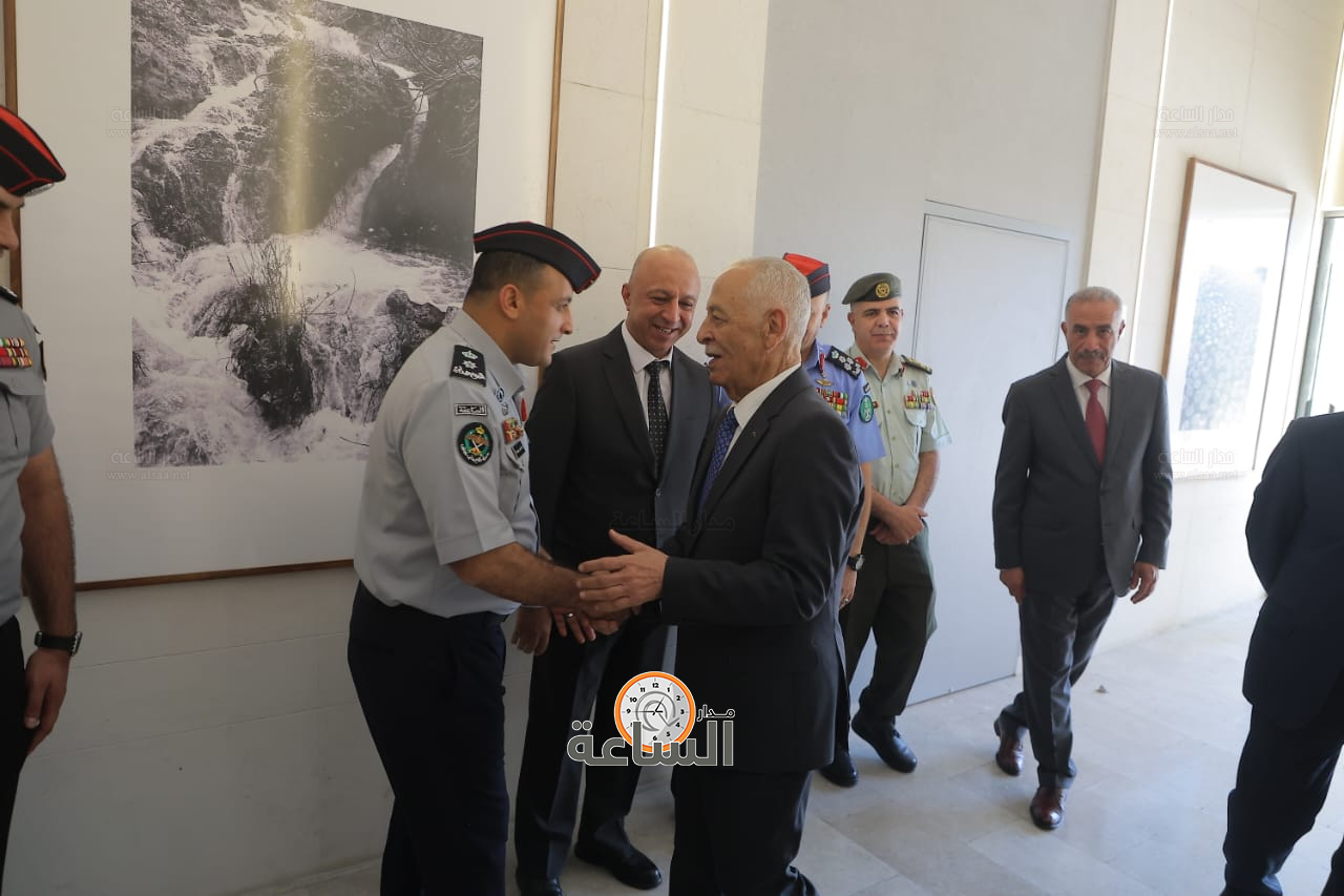 Madar Al-Saa Images 0.4453958821677704