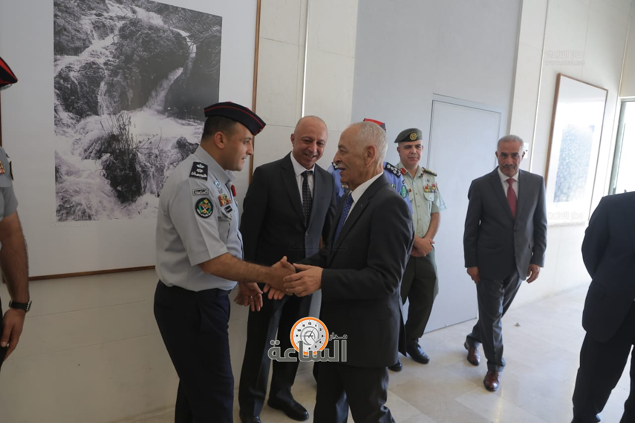 Madar Al-Saa Images 0.5965741002193224