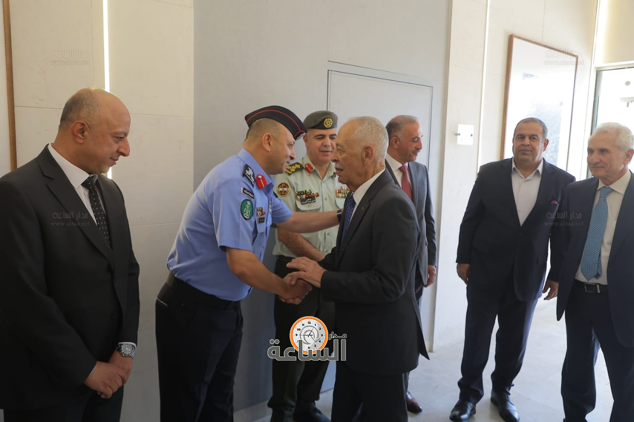 Madar Al-Saa Images 0.01938357466048024