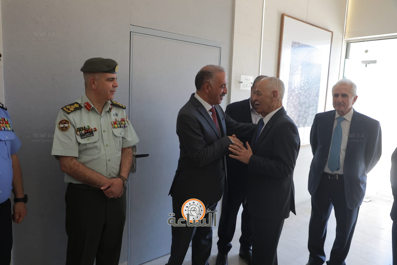 Madar Al-Saa Images 0.5024243576520769