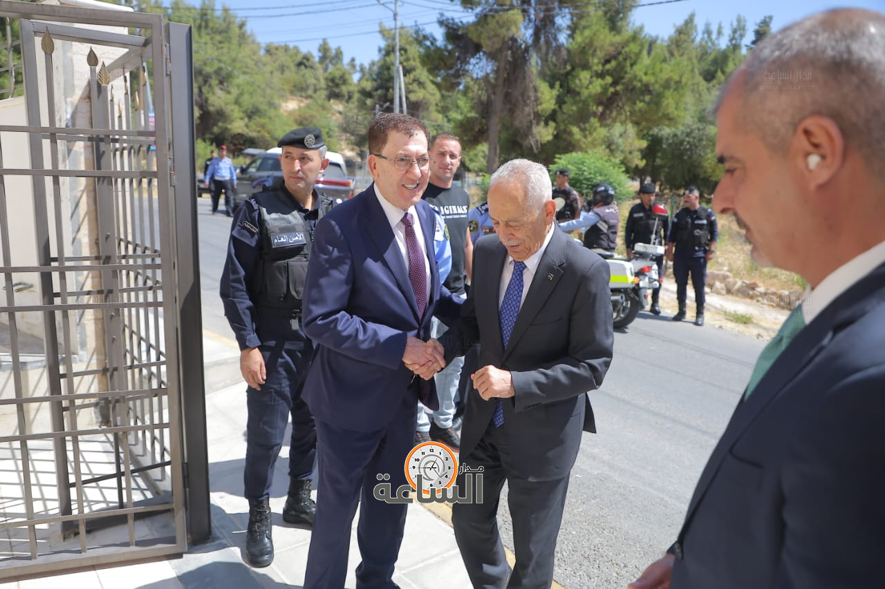 Madar Al-Saa Images 0.8334127043111841