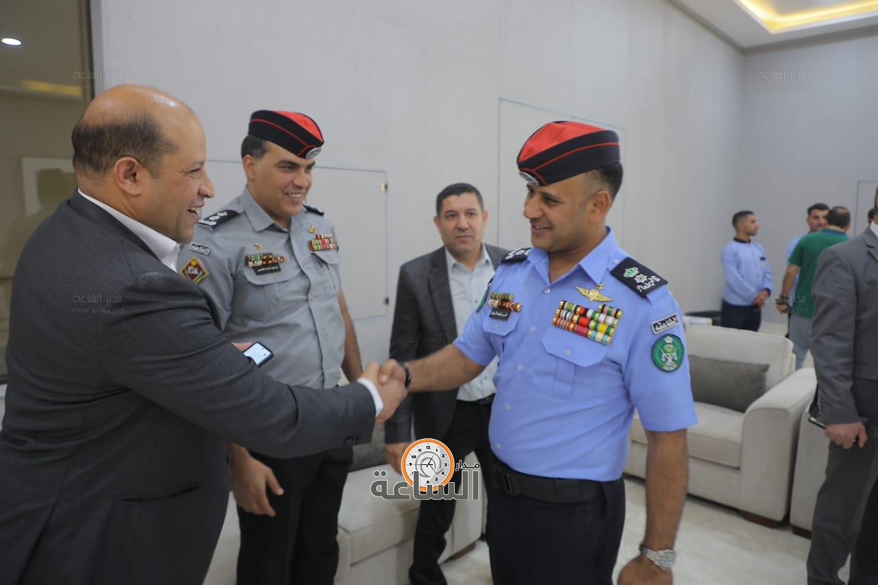 Madar Al-Saa Images 0.8491342082944898