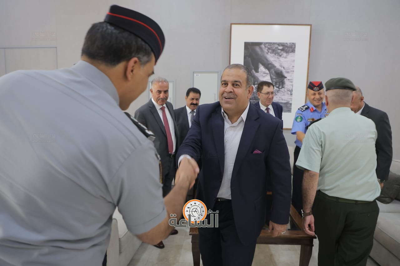 Madar Al-Saa Images 0.4590183883104839