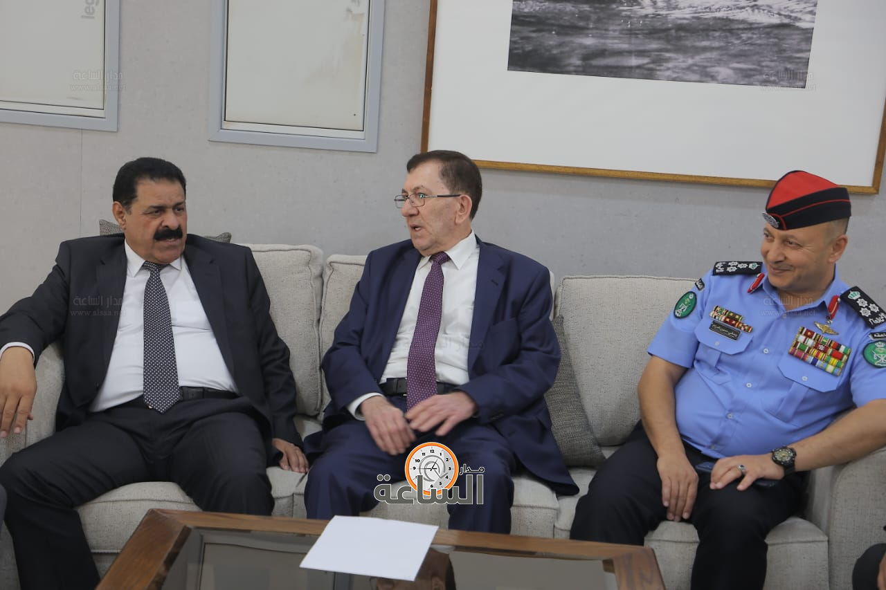 Madar Al-Saa Images 0.761648601031937