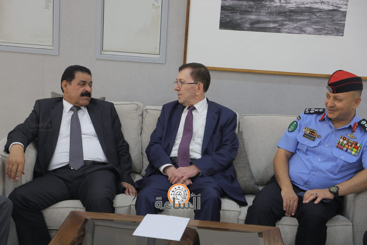 Madar Al-Saa Images 0.4667793589768233