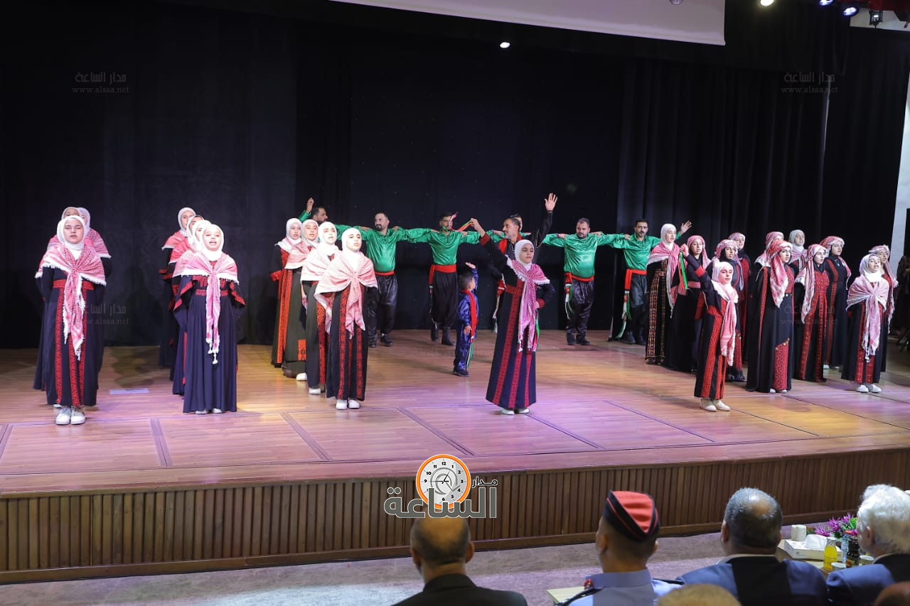 Madar Al-Saa Images 0.051544168270063584