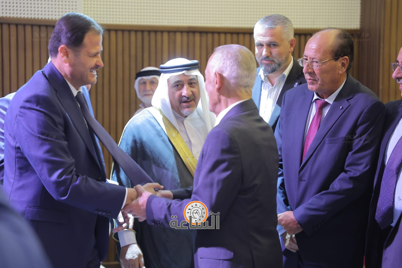 Madar Al-Saa Images 0.46277857440038683