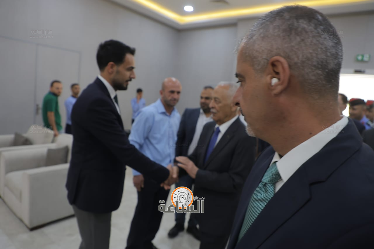 Madar Al-Saa Images 0.7692602421283485