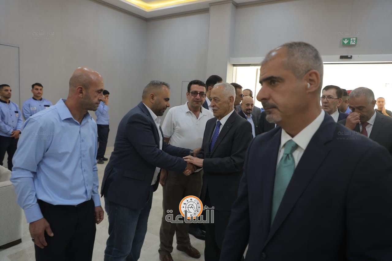 Madar Al-Saa Images 0.5307111651822584