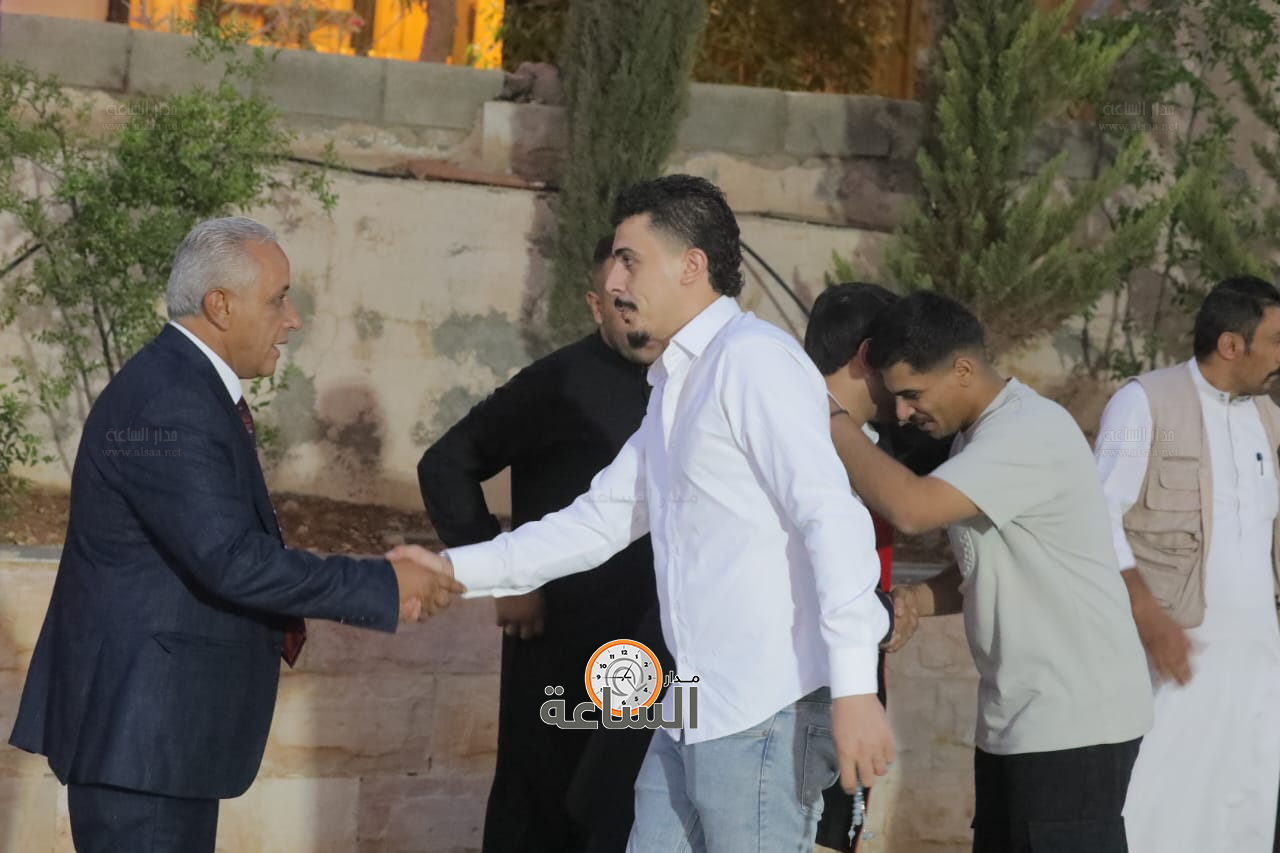 Madar Al-Saa Images 0.22933602082566473