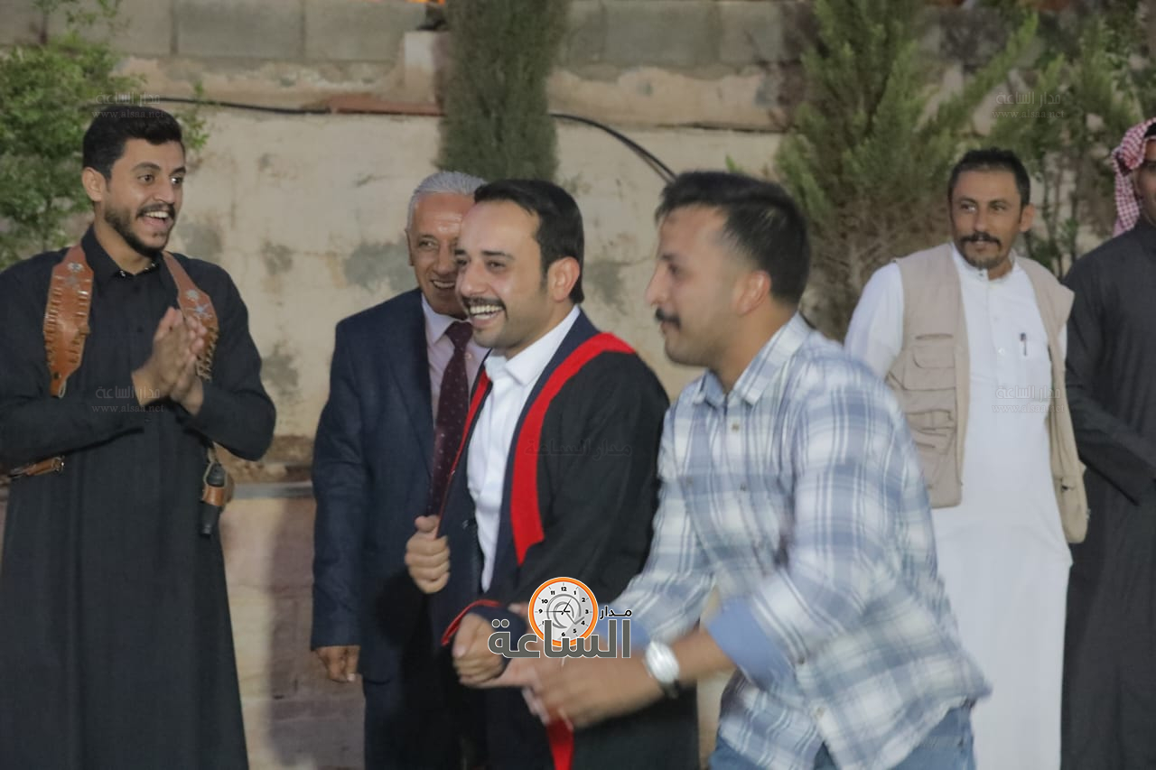 Madar Al-Saa Images 0.4458551382240342