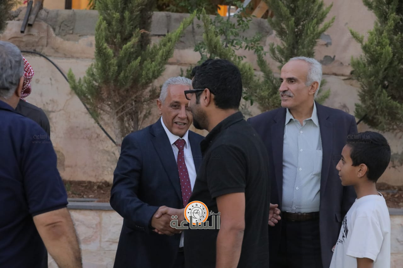 Madar Al-Saa Images 0.48396596105536904