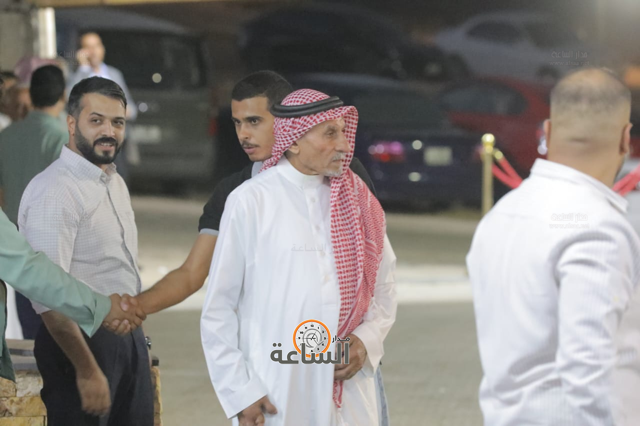 Madar Al-Saa Images 0.7053135705155267