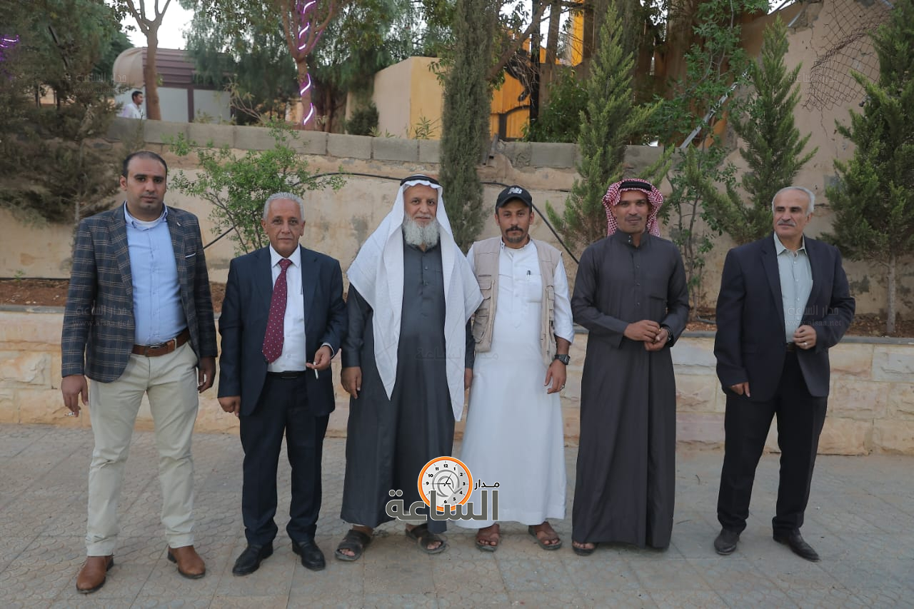 Madar Al-Saa Images 0.6200277886654142