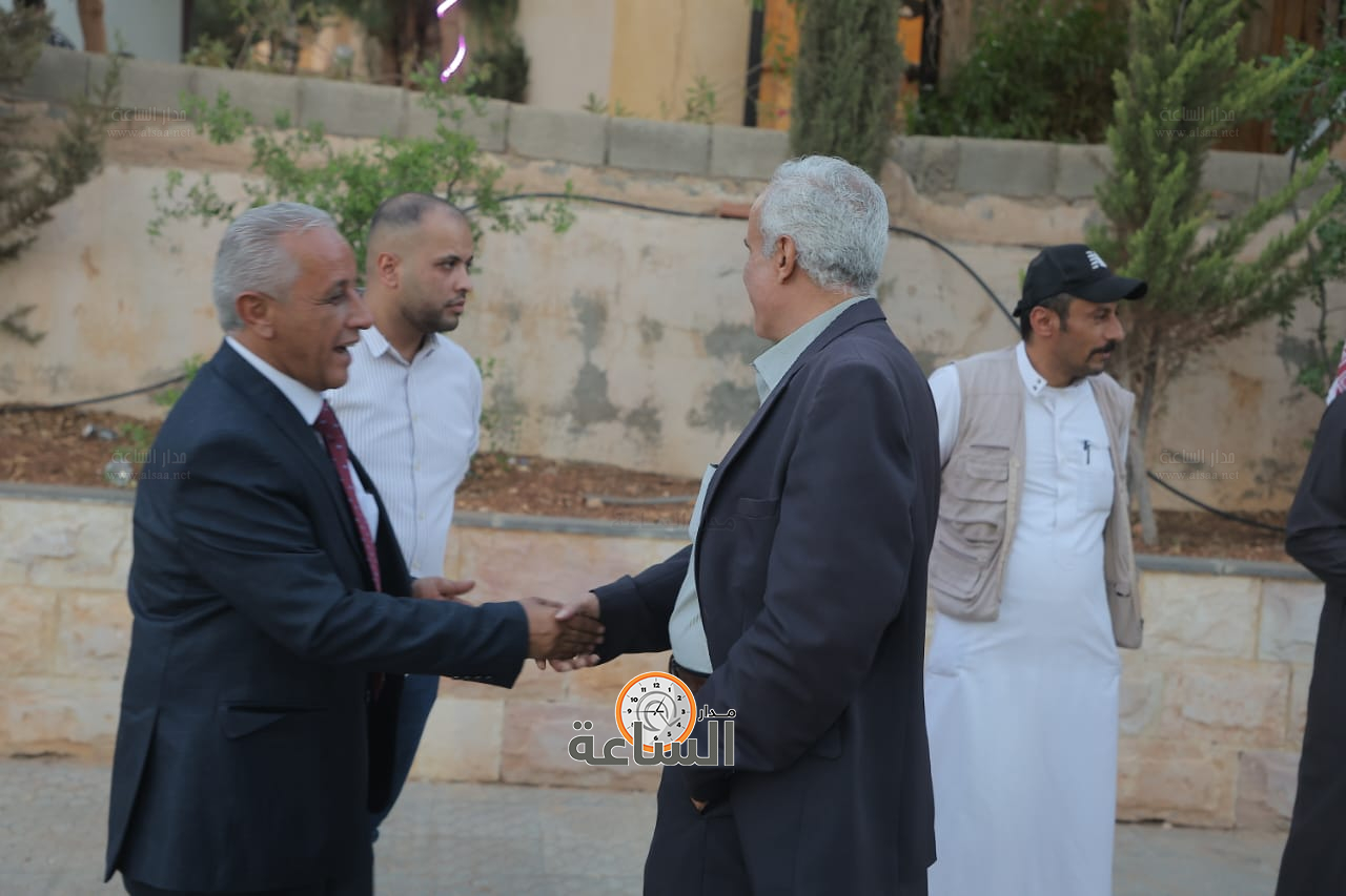 Madar Al-Saa Images 0.17036598750439236