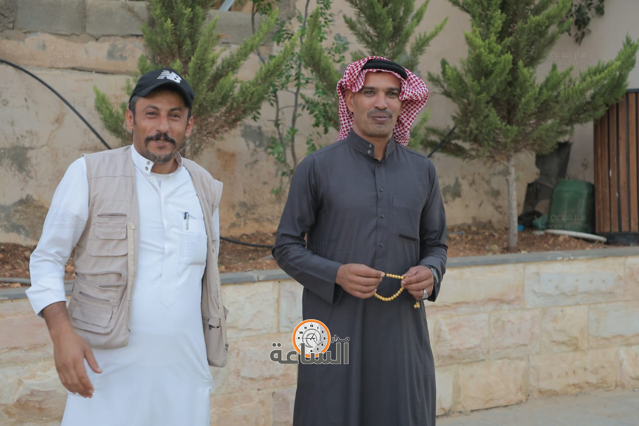 Madar Al-Saa Images 0.8523566606145924