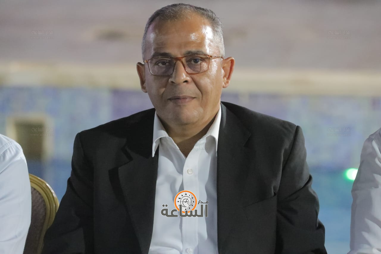 Madar Al-Saa Images 0.9765241599775121