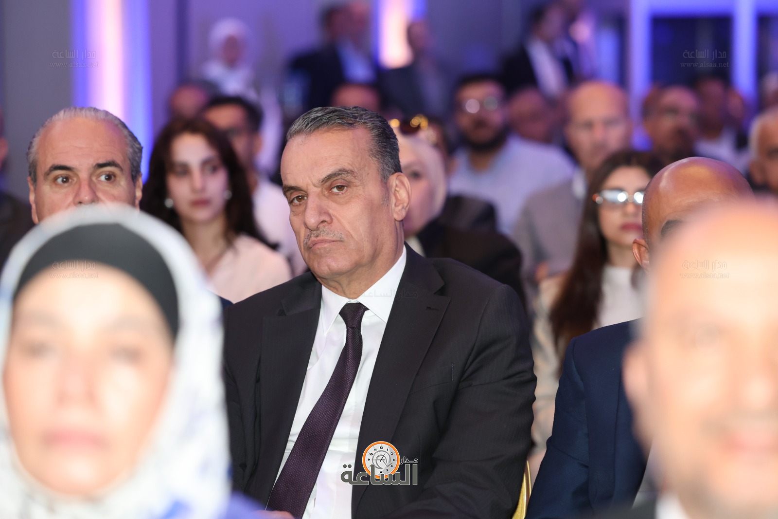 Madar Al-Saa Images 0.7082918242918541